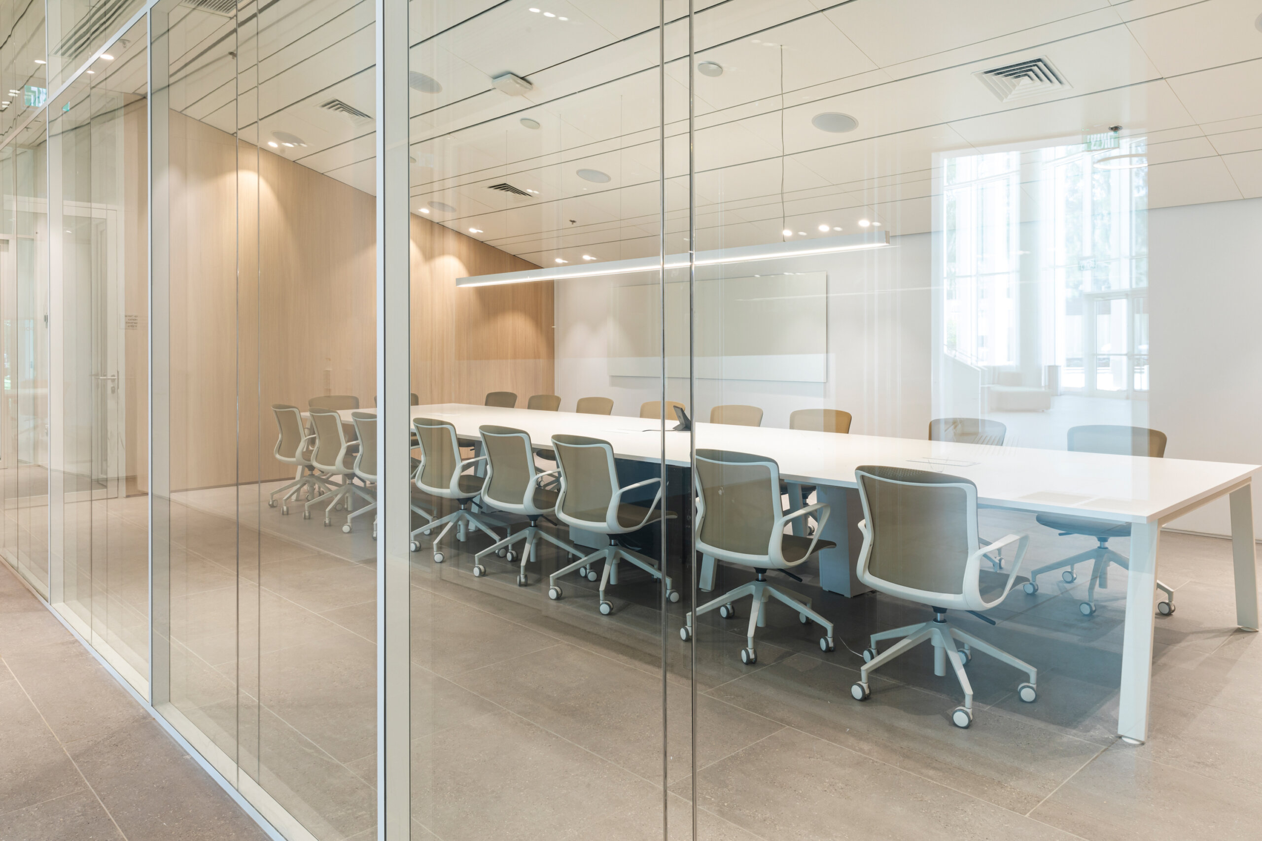 endow-meeting-table-raio-7.jpeg
